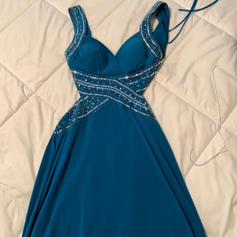 Elegant gown - sequins dress with train